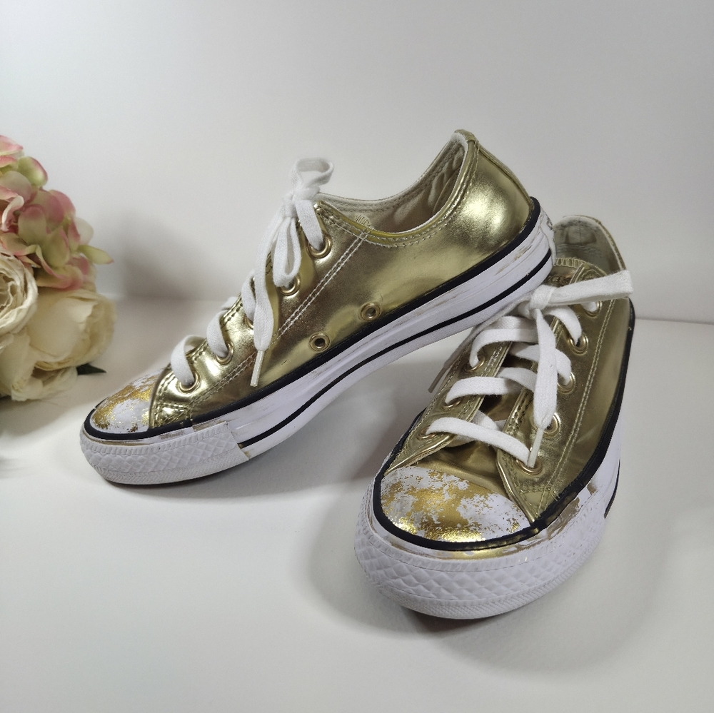 Converse Chuck Taylor All Star Gold Paint Chrome Sneakers for Women Size 6.